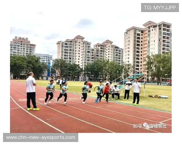 举重训练营增设青少年心理辅导课程，举重训练计划