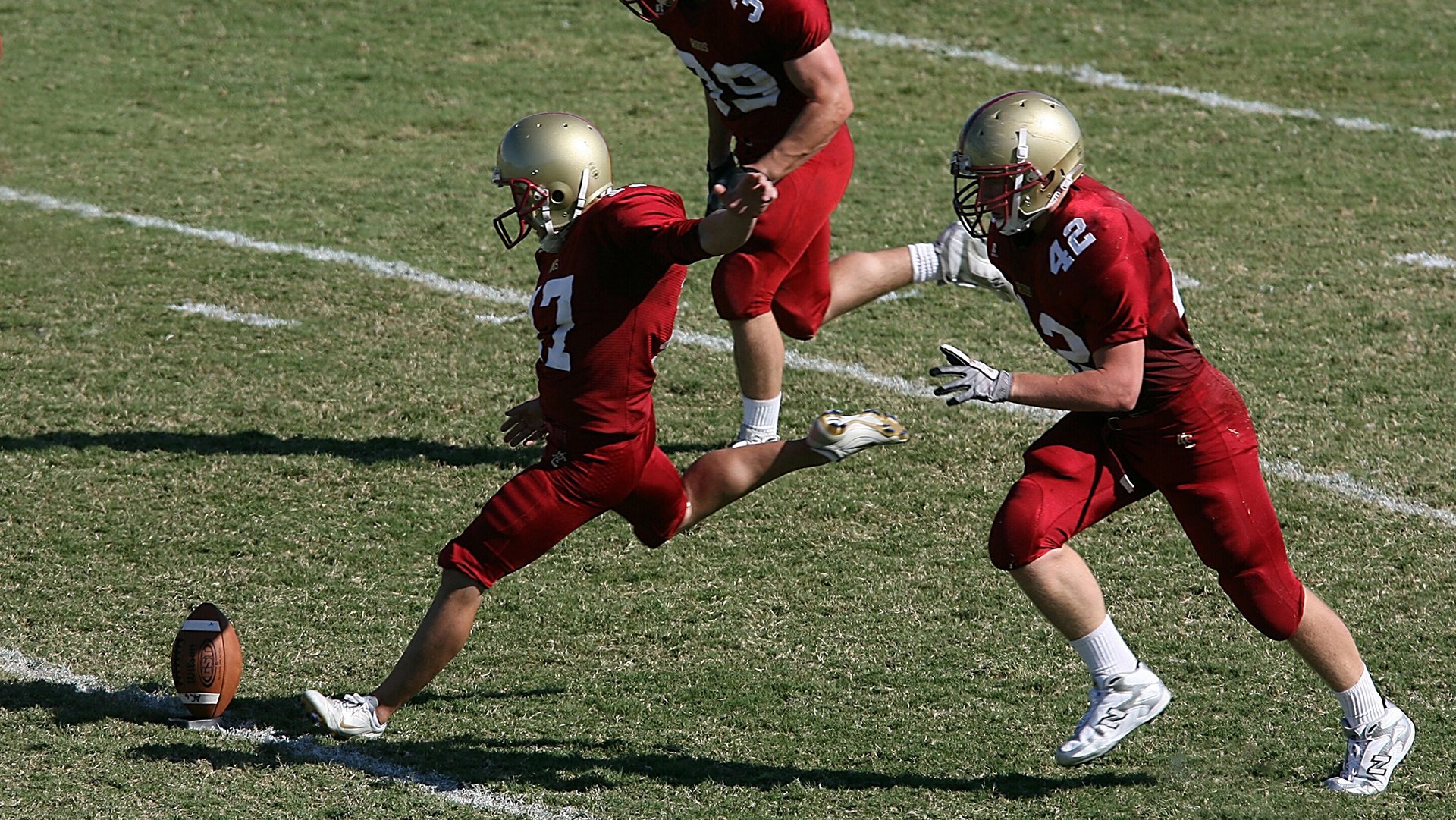 爱游戏体育-中国组合李亚杰与程子龙表现稳健夺目，李亚杰是谁